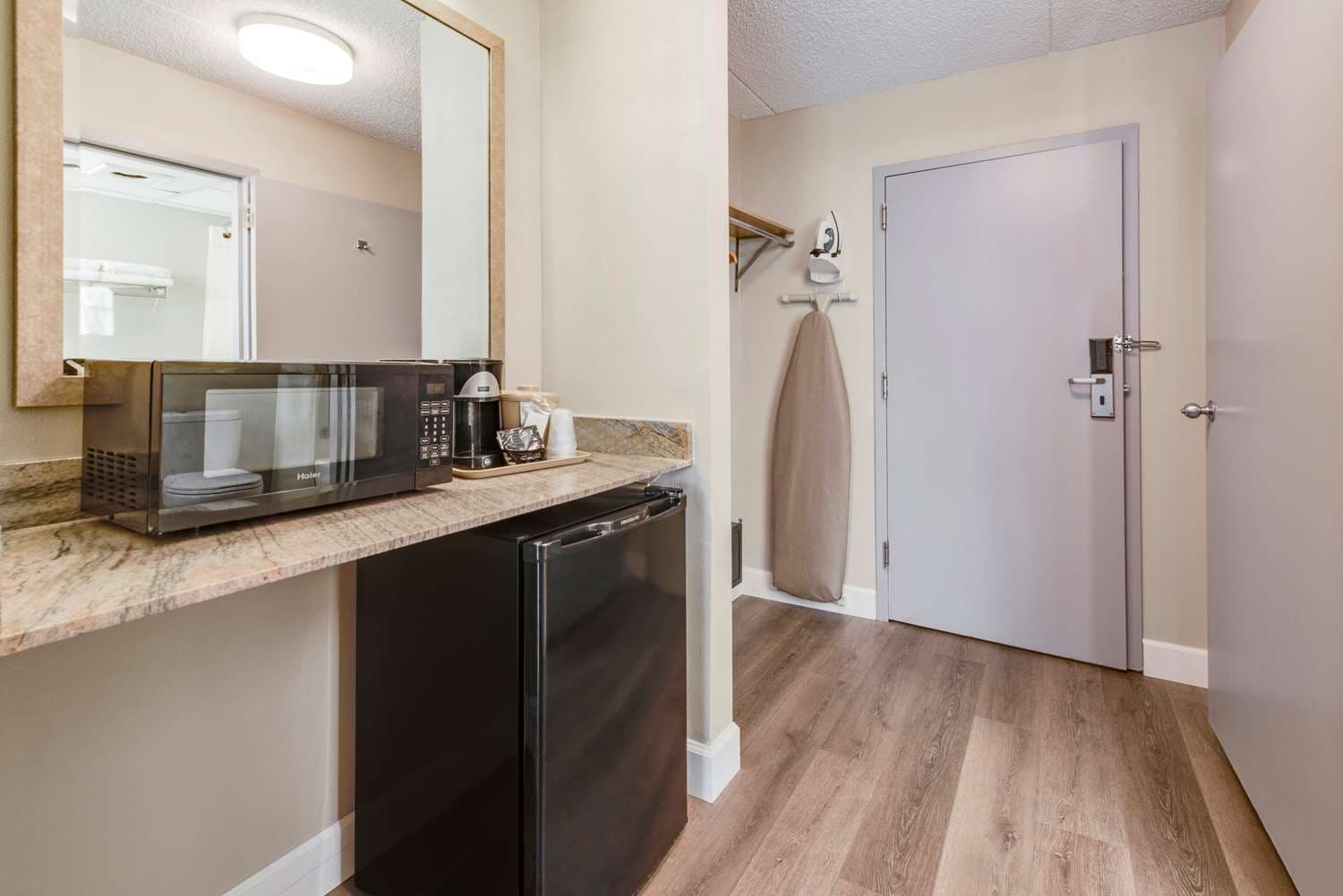 SureStay Plus By Best Western Mcguire Afb Jackson