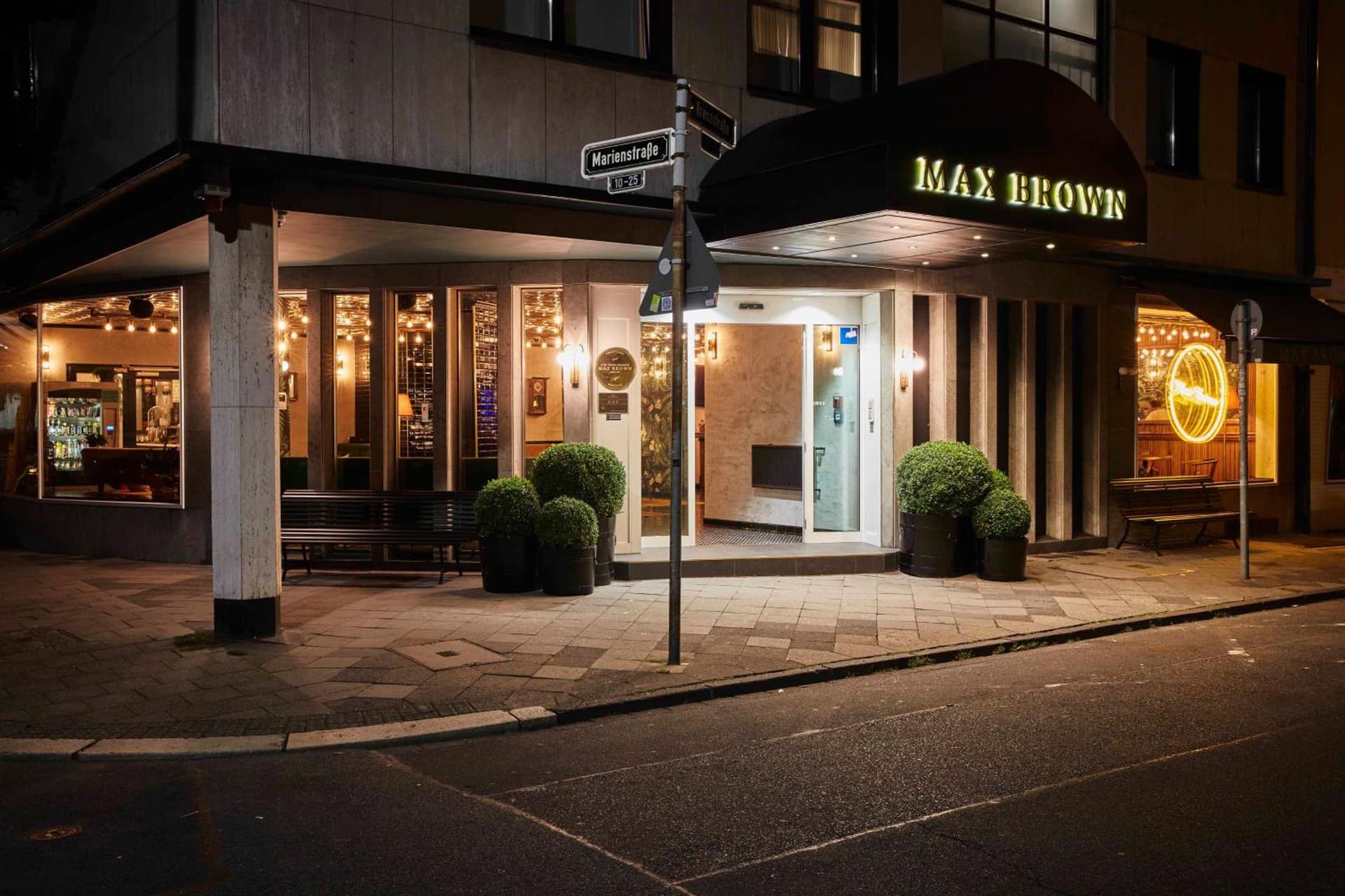 Max Brown Hotel Midtown by Sircle Collection