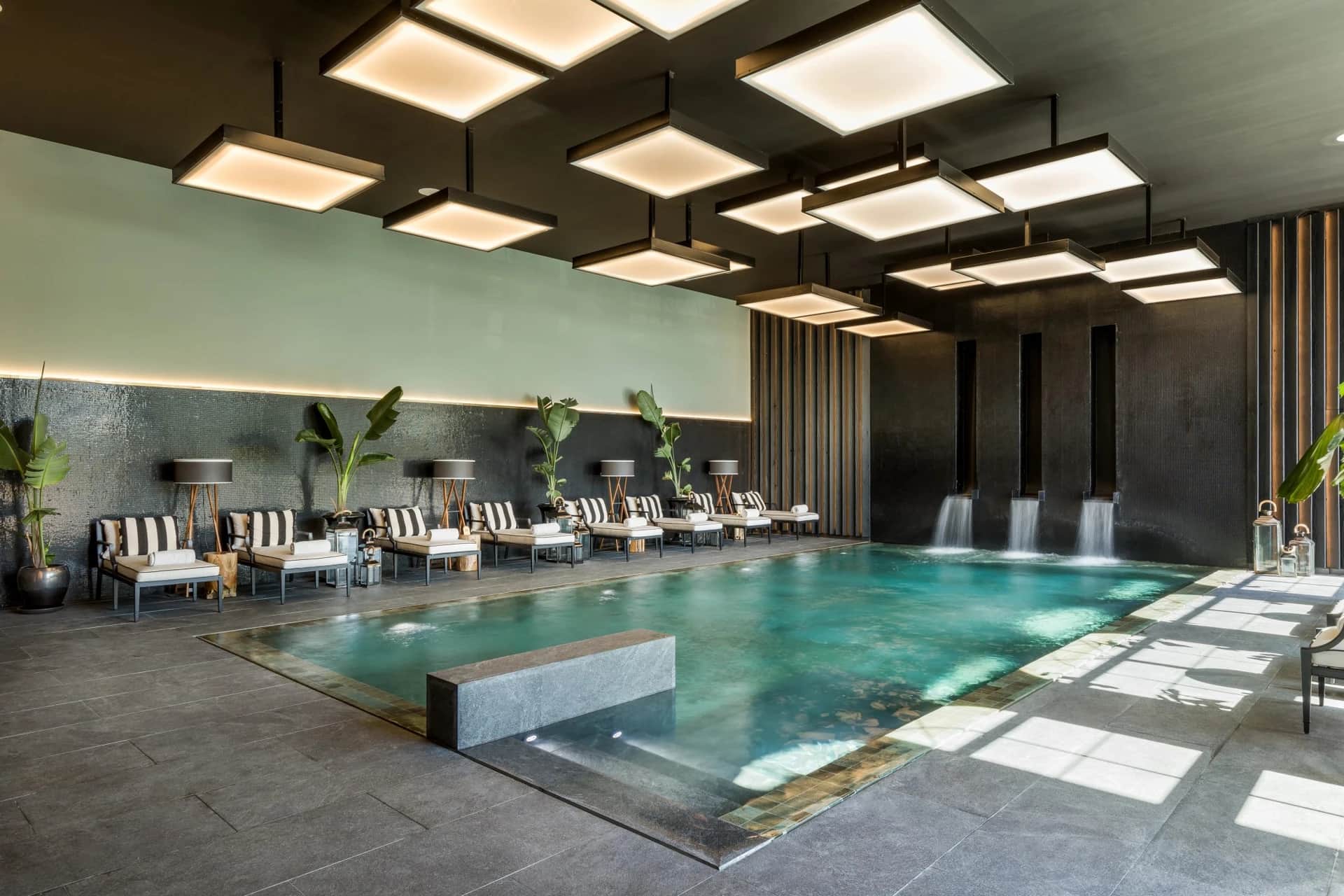 Amoure Hotel