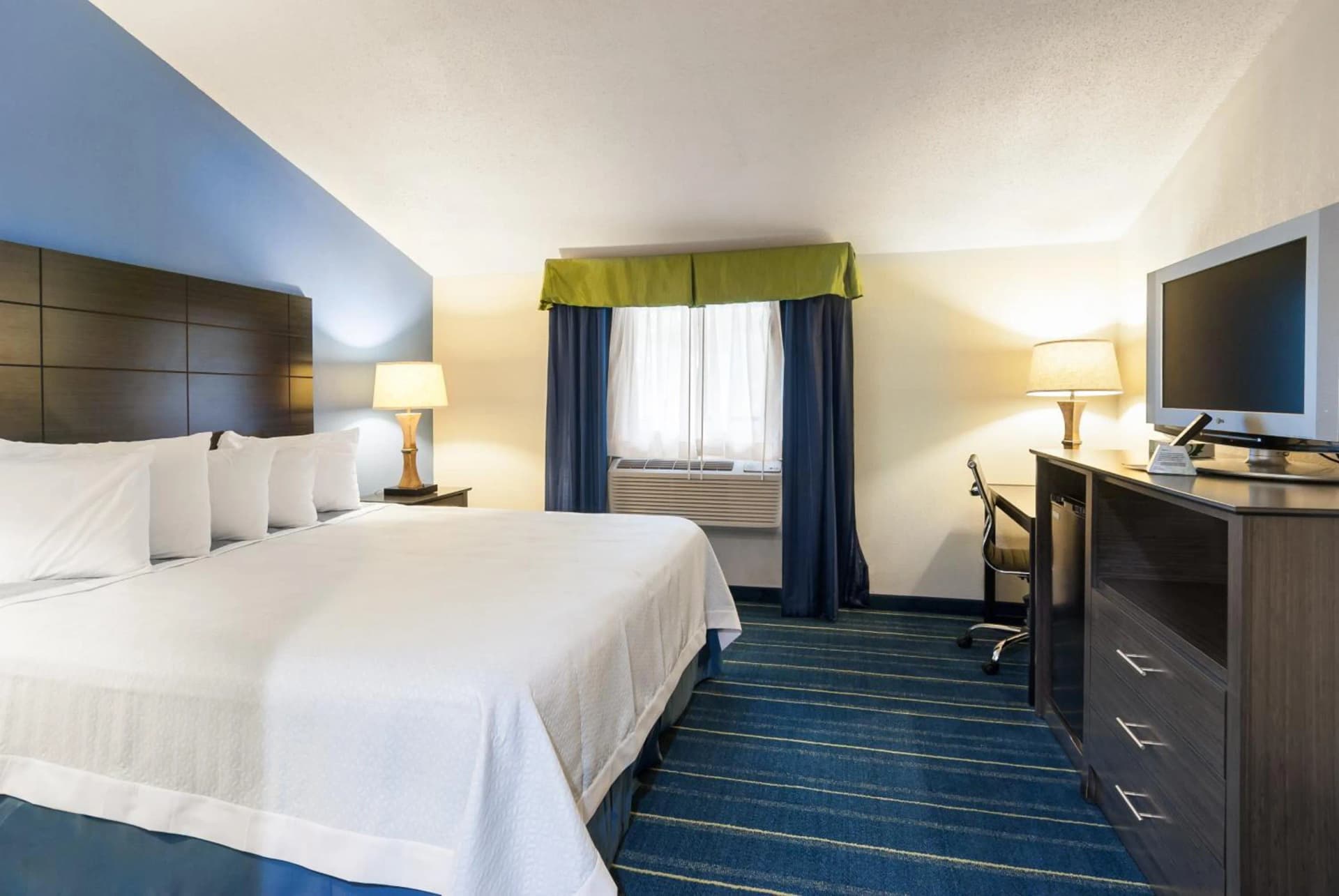 Days Inn by Wyndham Tamworth