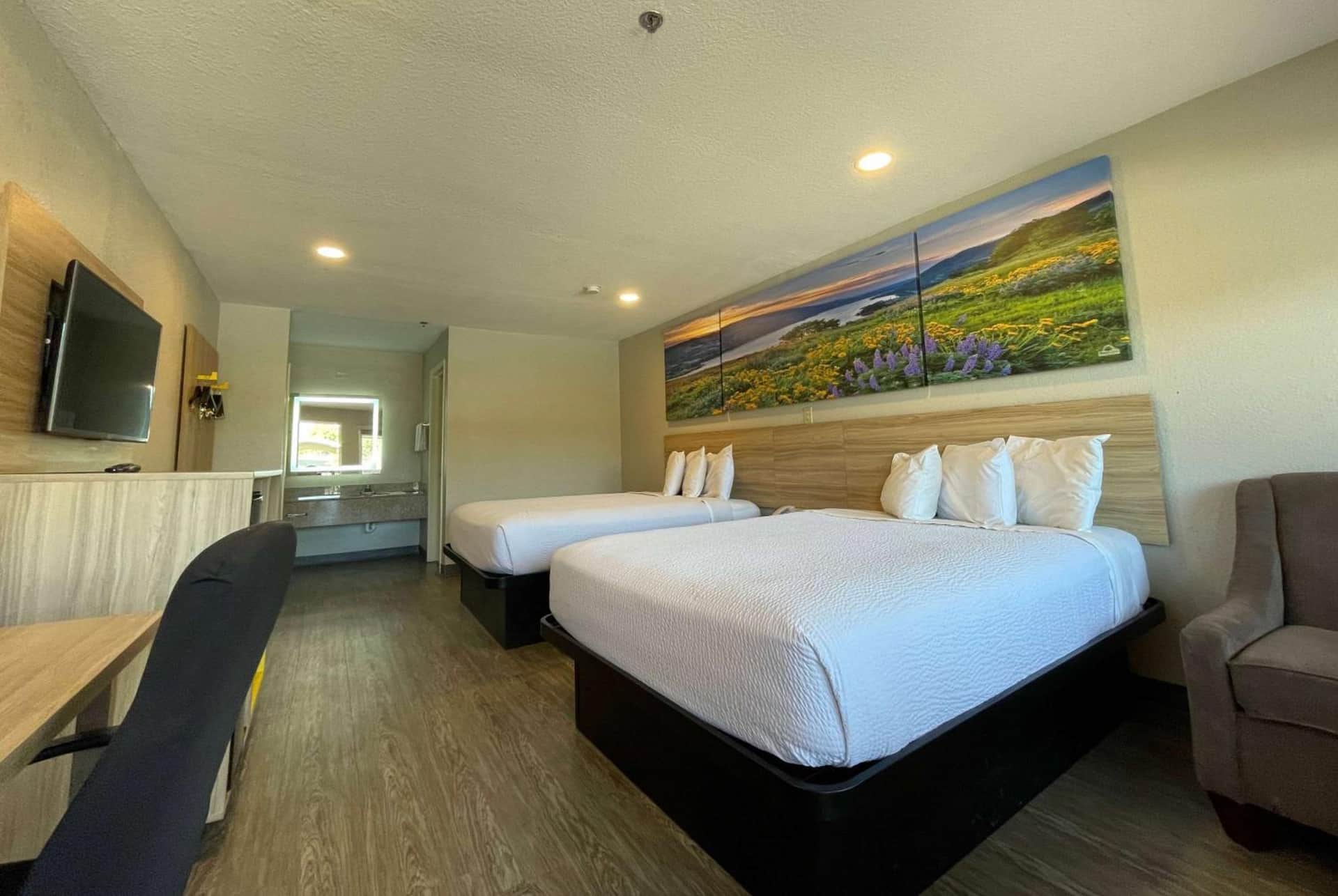 Days Inn by Wyndham Near Seaworld San Antonio