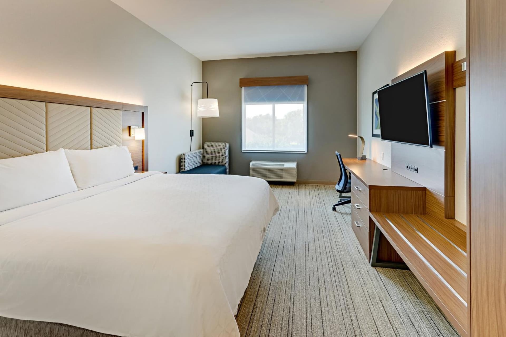 Holiday Inn Express Hotel & Suites Weatherford by IHG