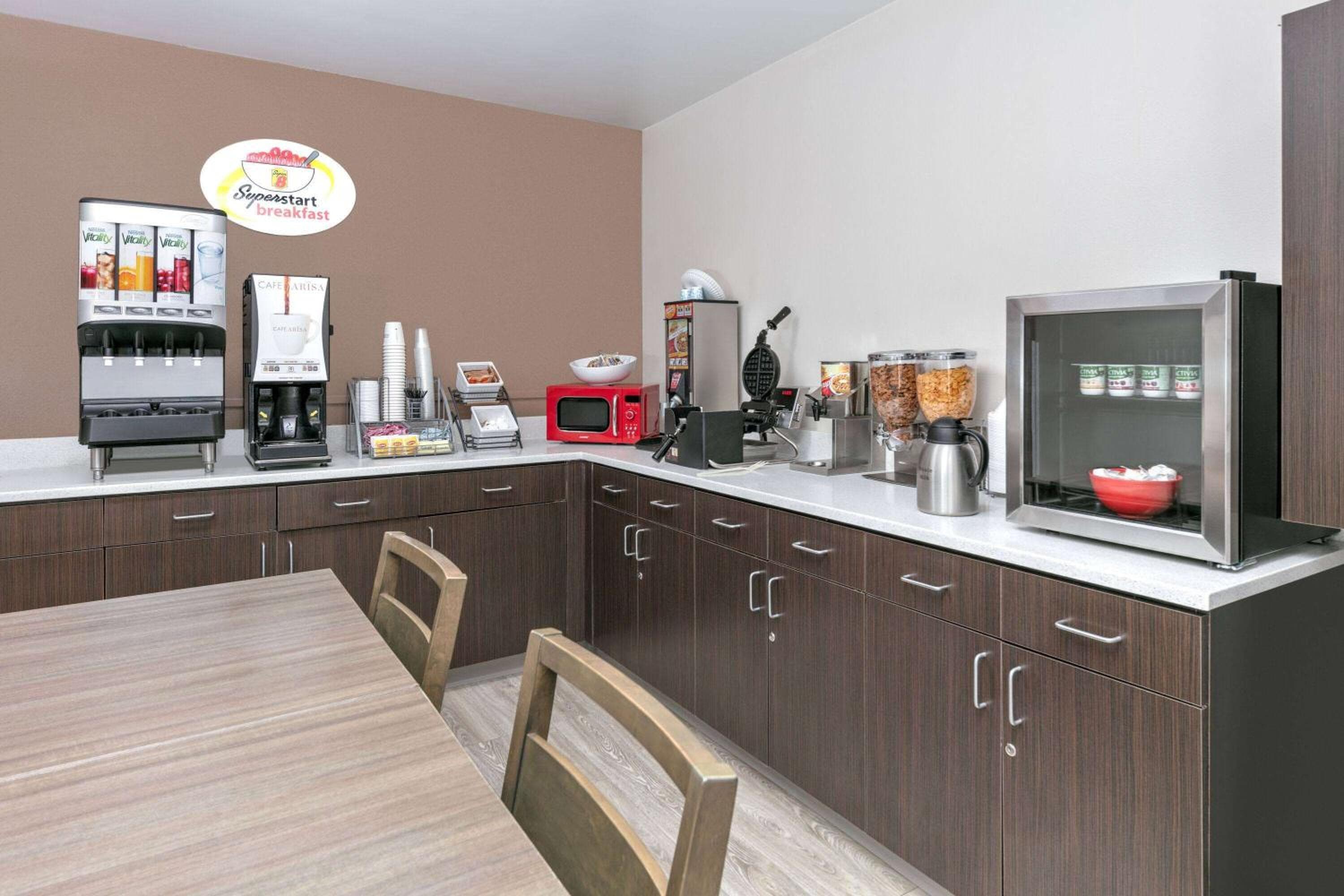 Super 8 by Wyndham Waxahachie TX