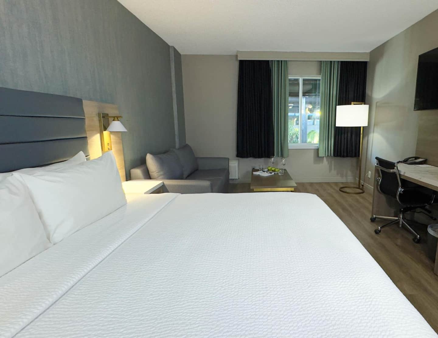 Radisson Hotel Montreal Airport