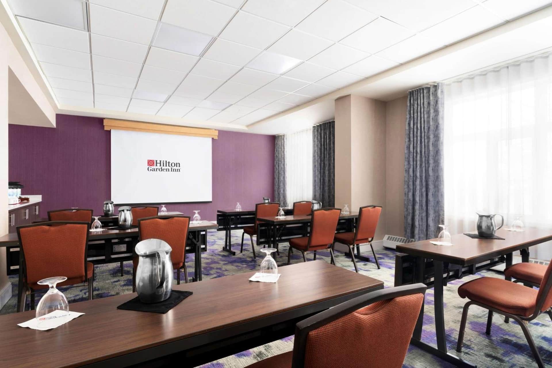 Hilton Garden Inn Calgary Airport