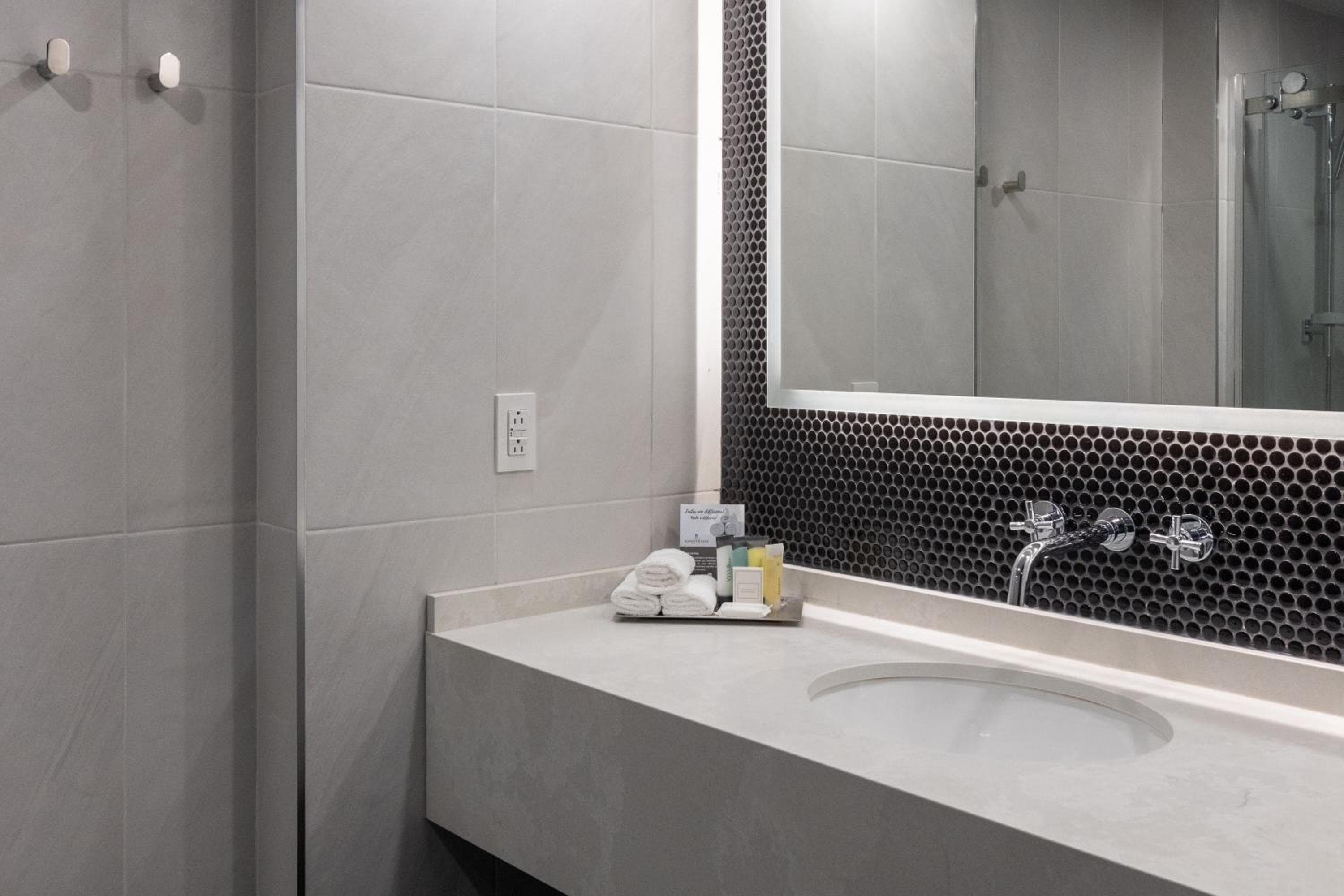 Hotel Bonaventure Montreal