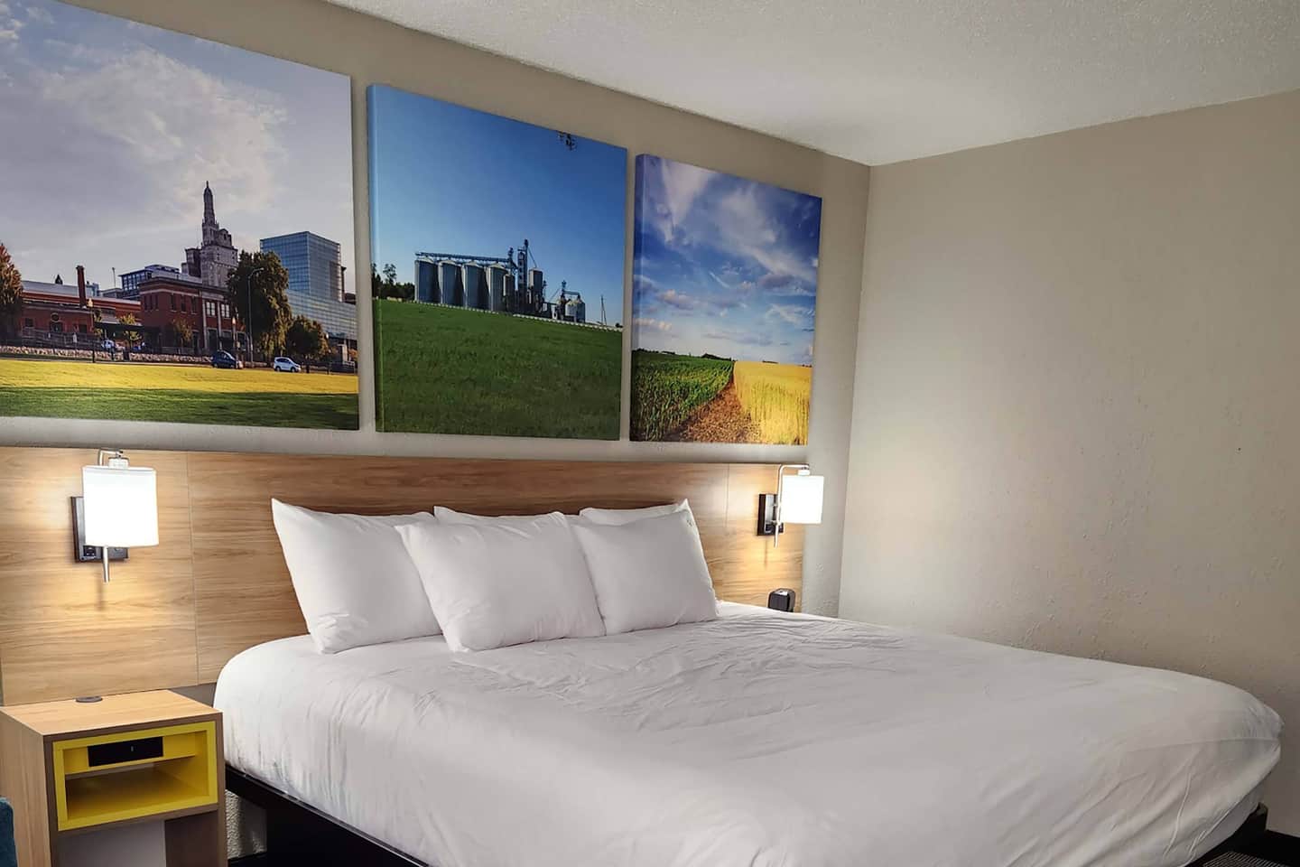 Days Inn by Wyndham Davenport