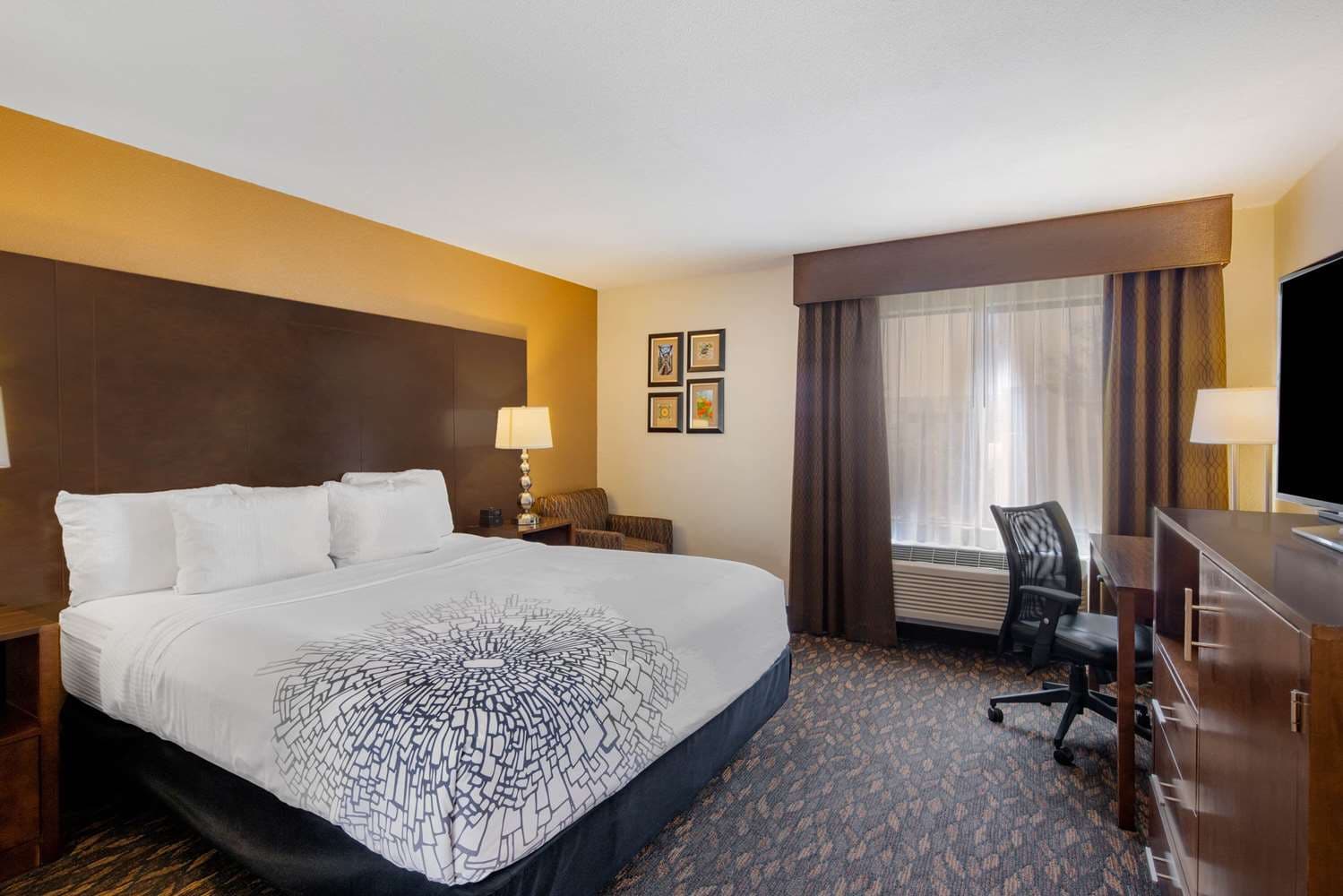 La Quinta Inn & Suites by Wyndham Oakland - Hayward
