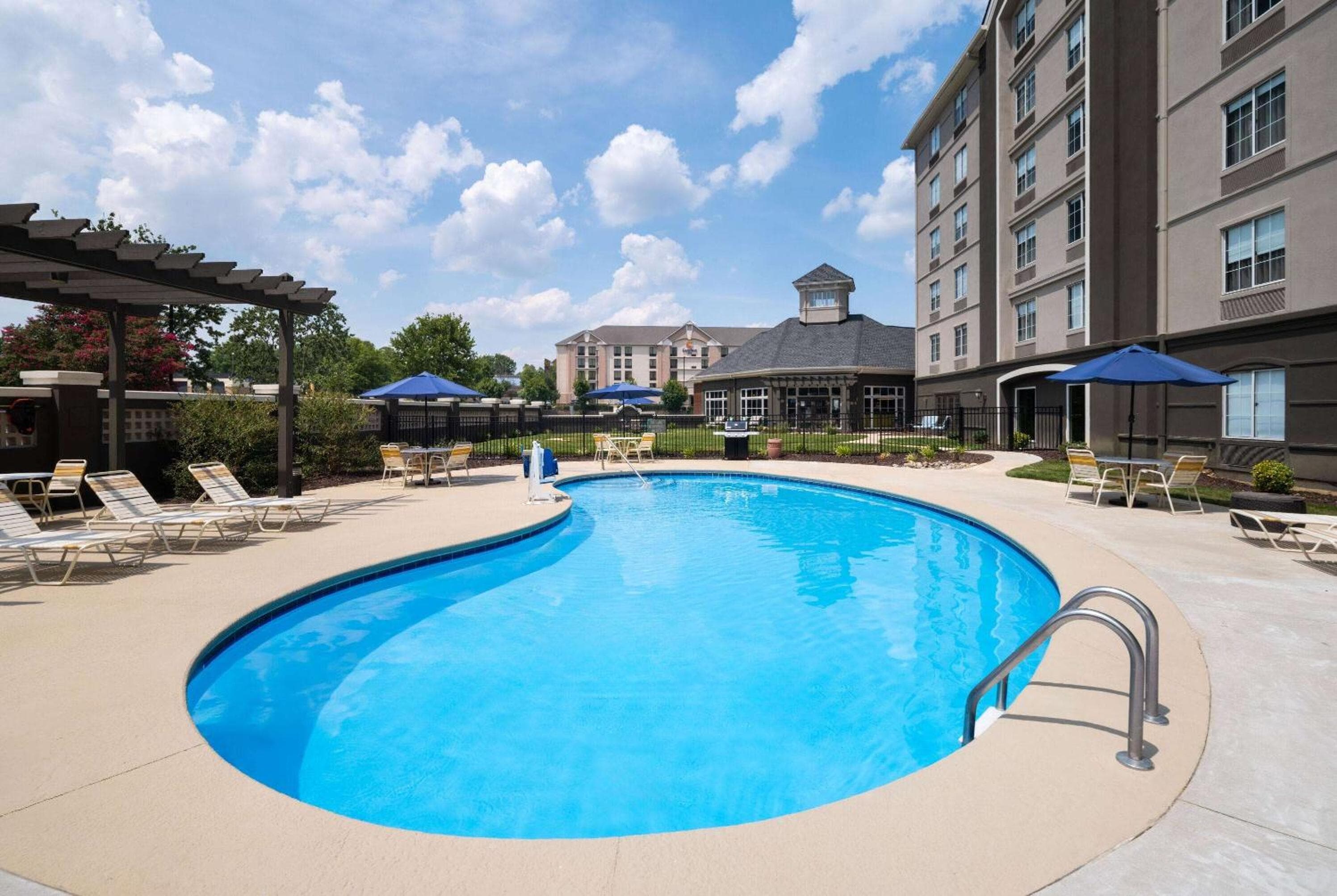 La Quinta Inn & Suites by Wyndham Greensboro NC
