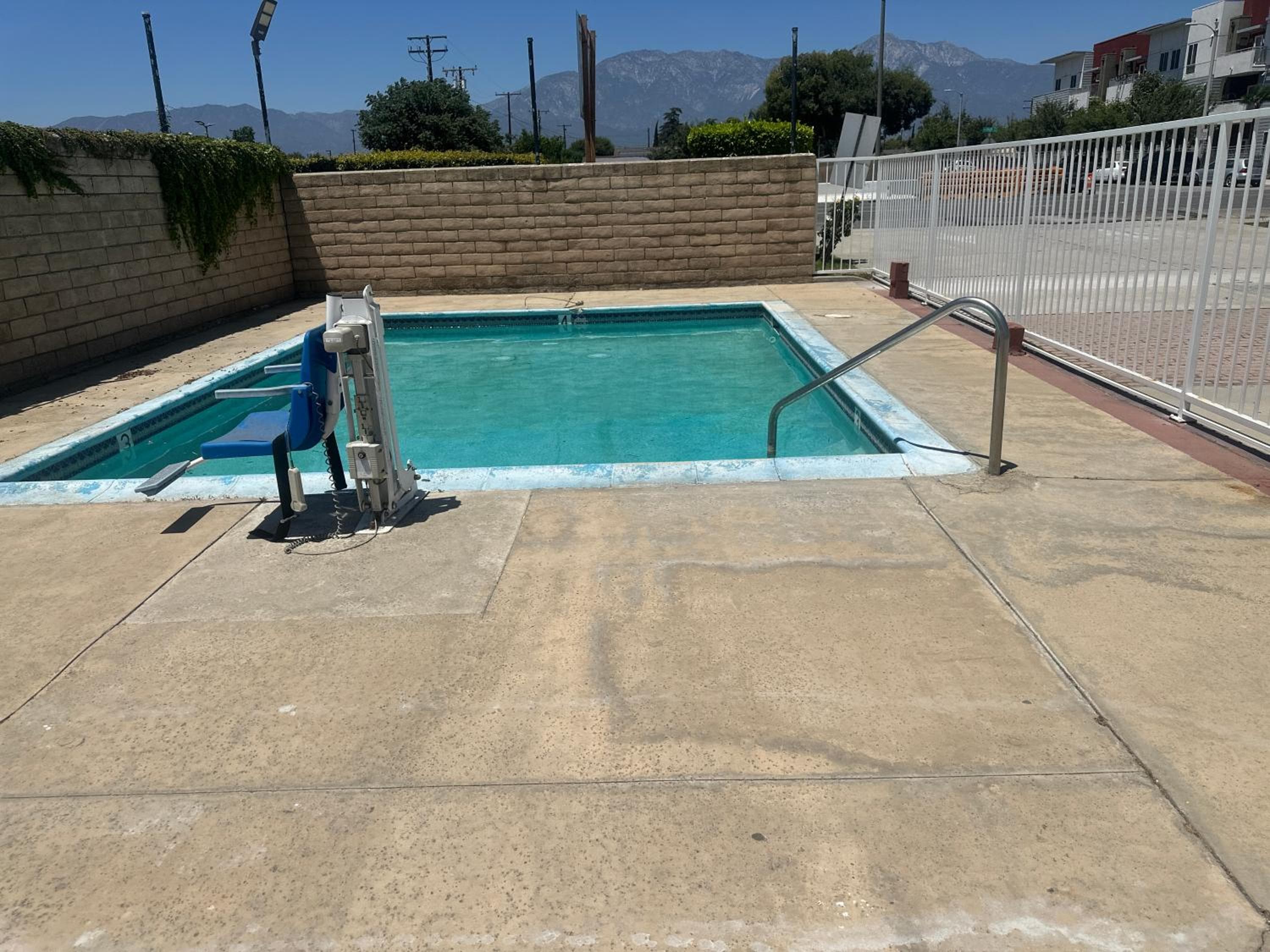 Mayfair inn Ontario Airport