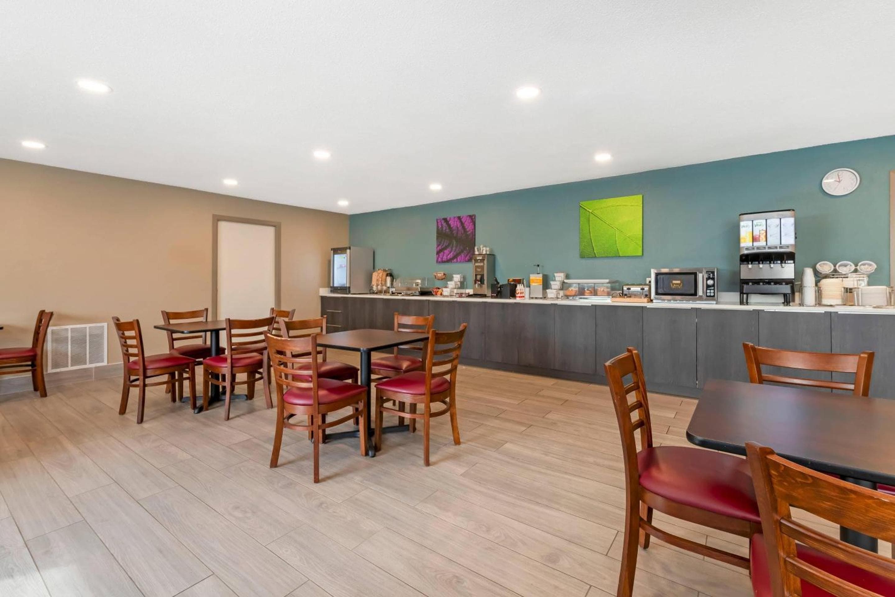 Sleep Inn & Suites Wisconsin Dells - Lake Delton