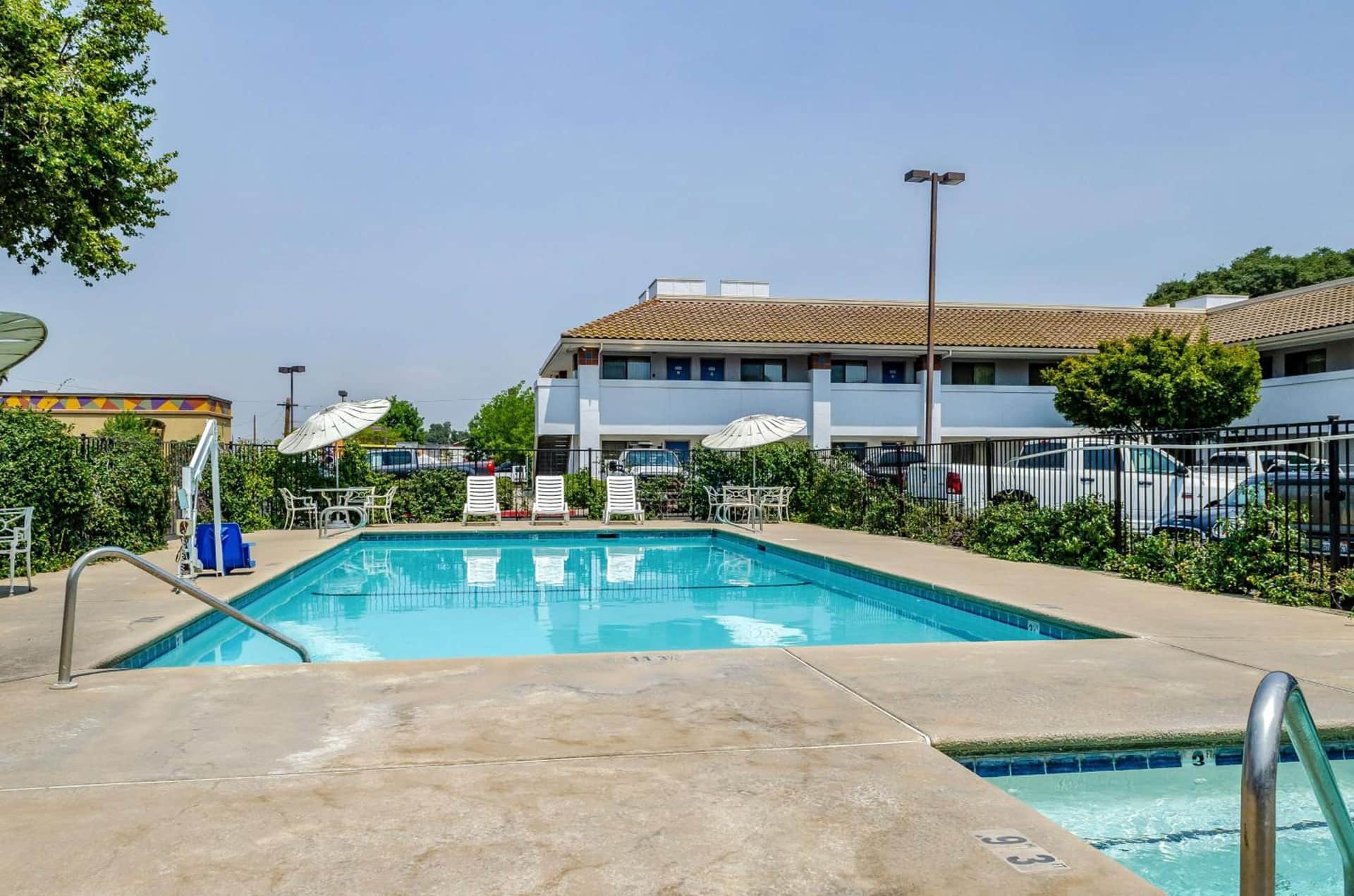 Motel 6 Oakdale, CA