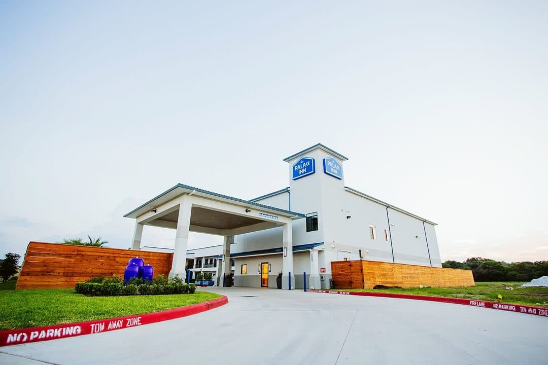 Palace Inn Blue Hwy 6 & Westpark Tollway