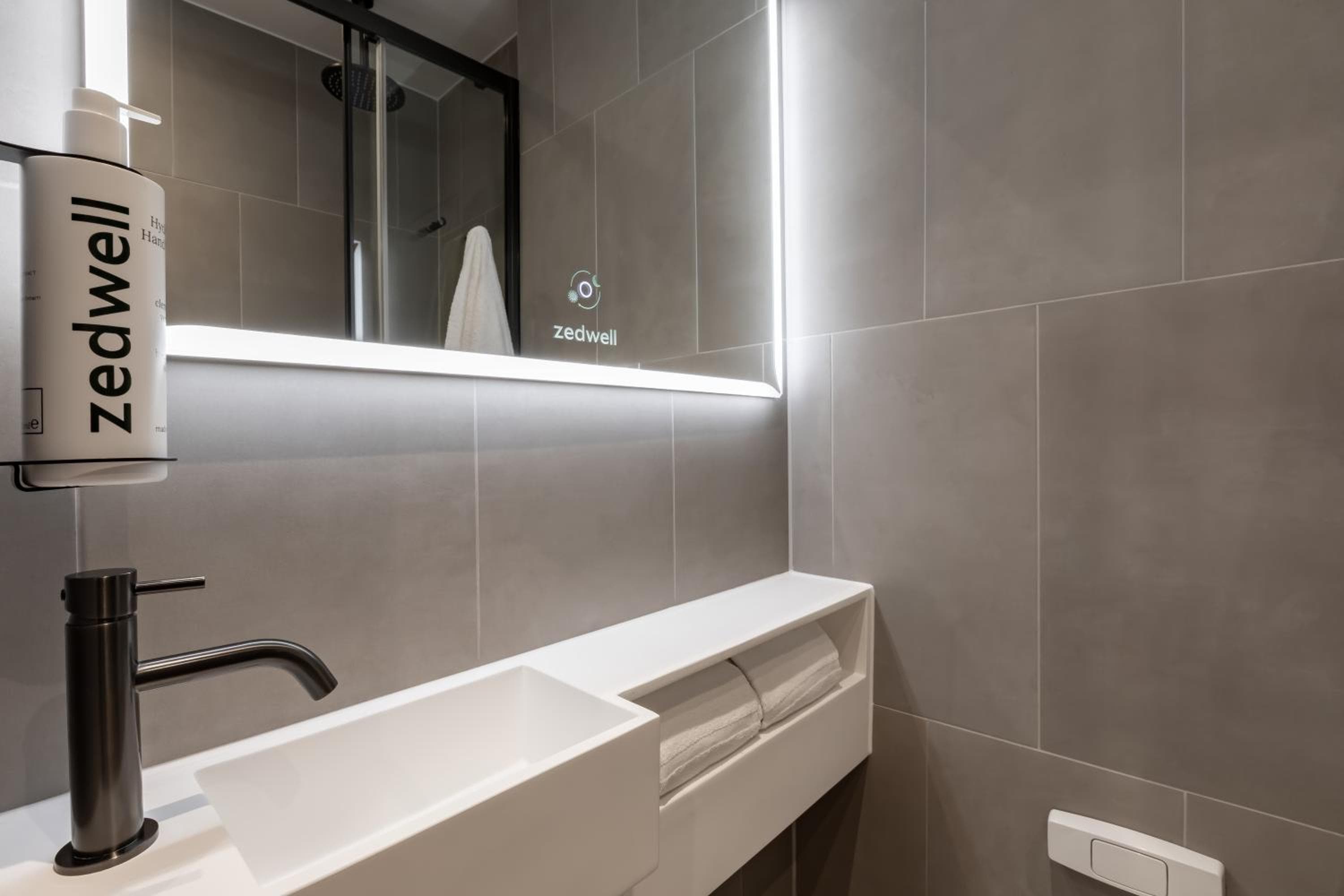 Zedwell Underground Hotel Park Lane