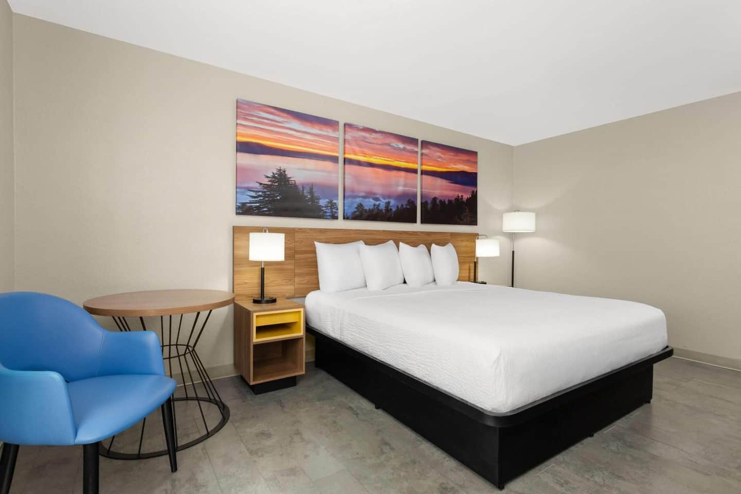 Days Inn by Wyndham Rawlins