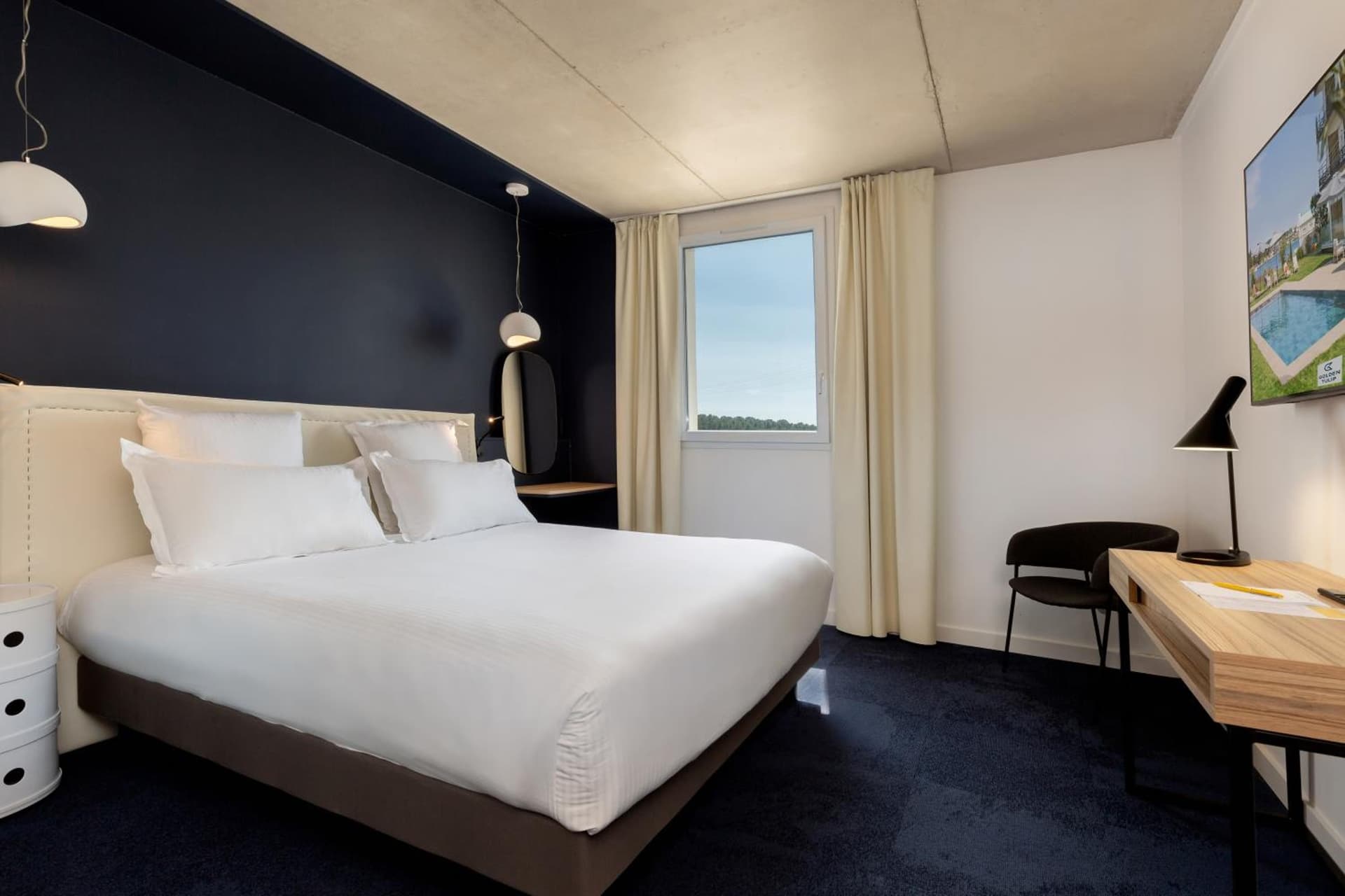 Golden Tulip Hotel & Rooftop Martigues Provence