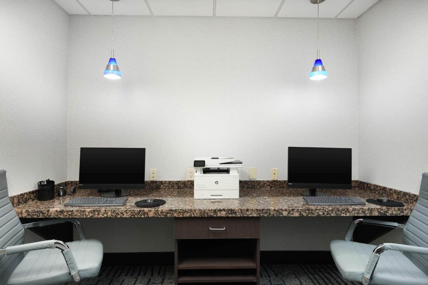 Hampton Inn & Suites Tulsa/Central