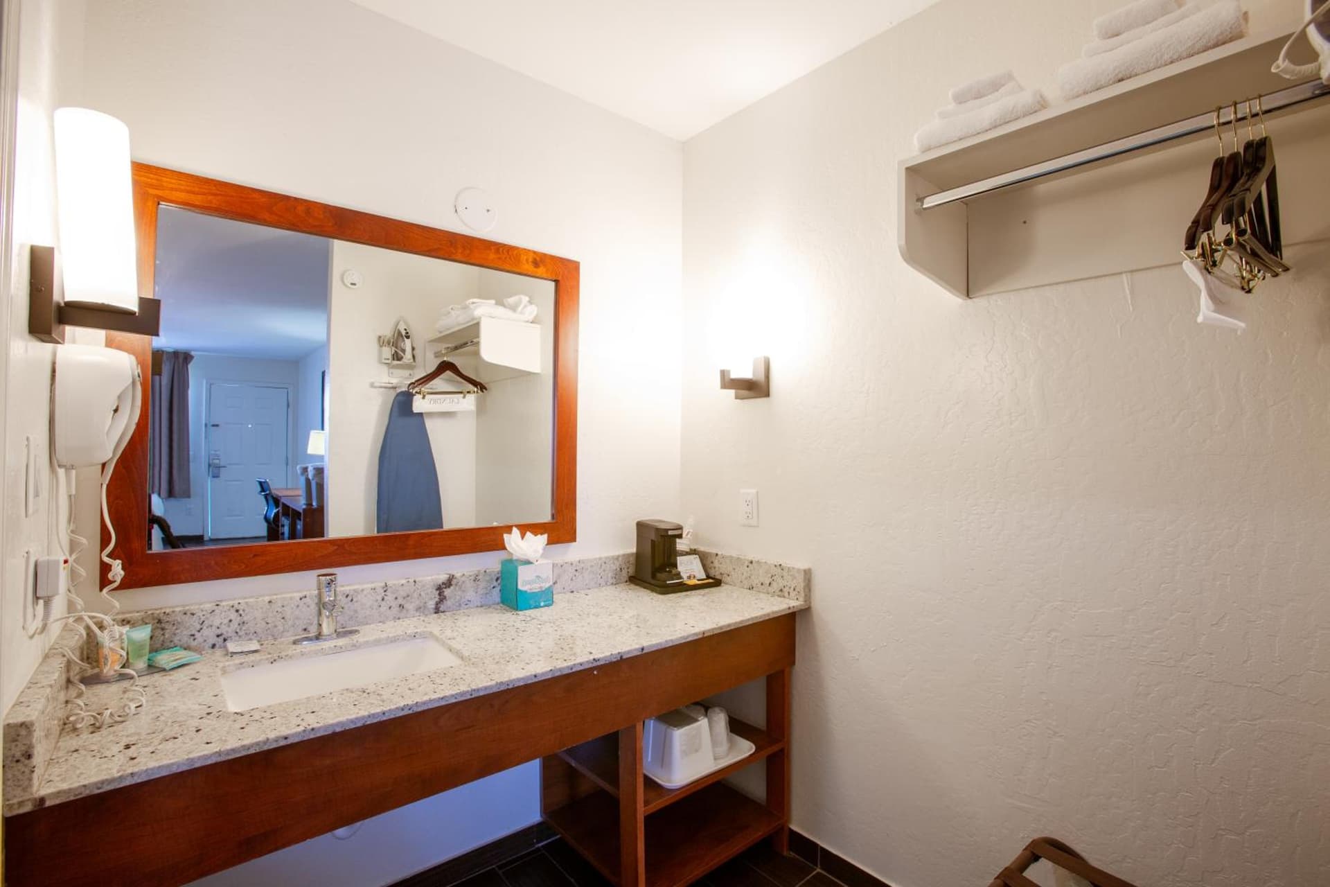 The Hotel Serene Glendale Peoria, Surestay Collection by Best Western