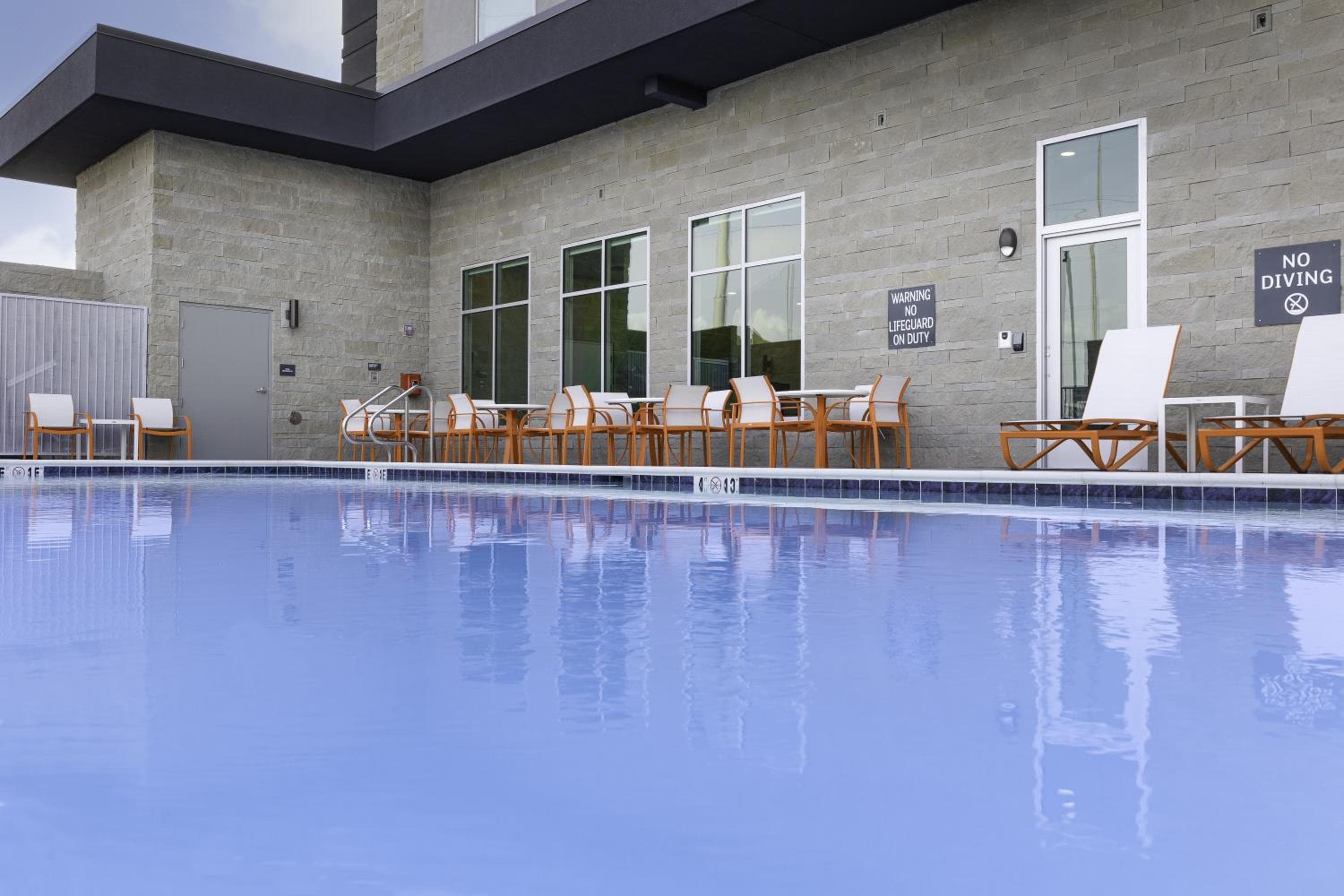 Holiday Inn Glendale - Stadium & Ent Dist by IHG