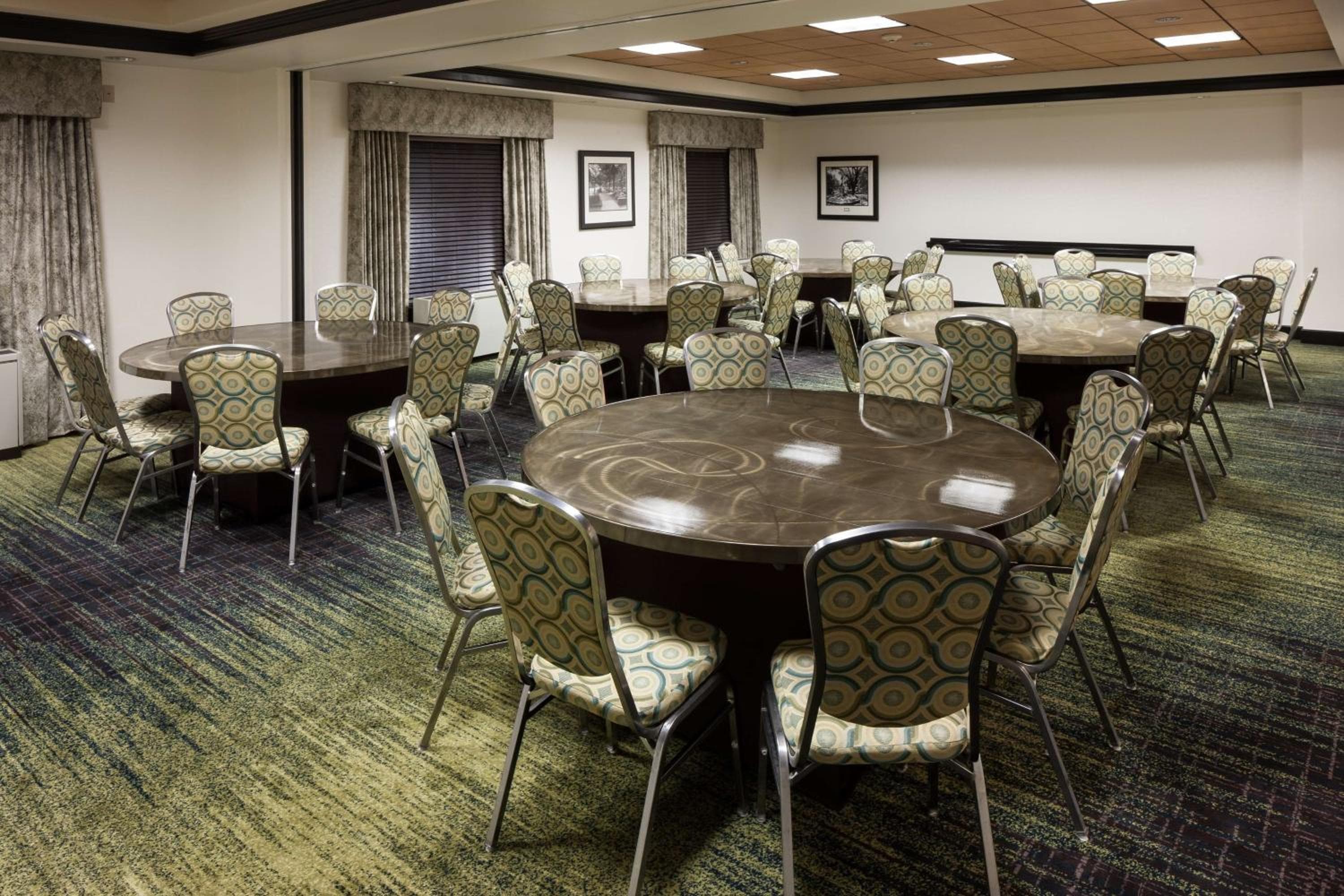 Hampton Inn Suites - Gainesville Downtown