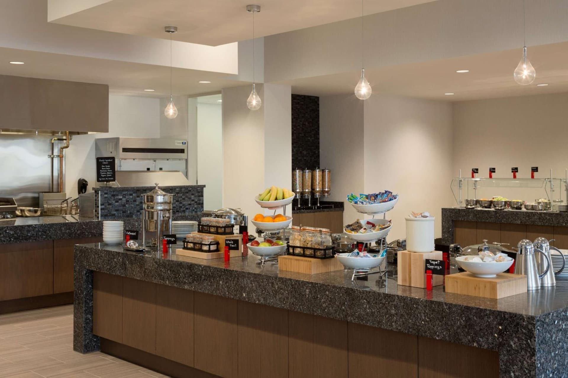 Embassy Suites by Hilton The Woodlands at Hughes Landing