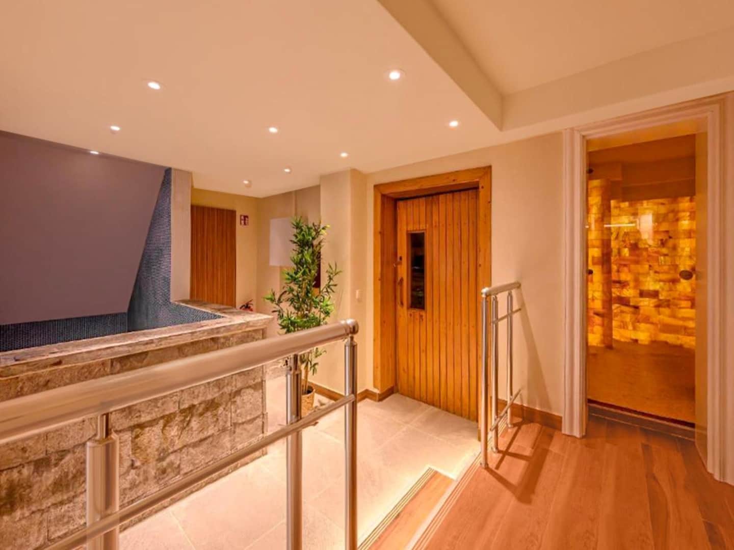 Sunday Schwarzbachtal Hideaway Resort