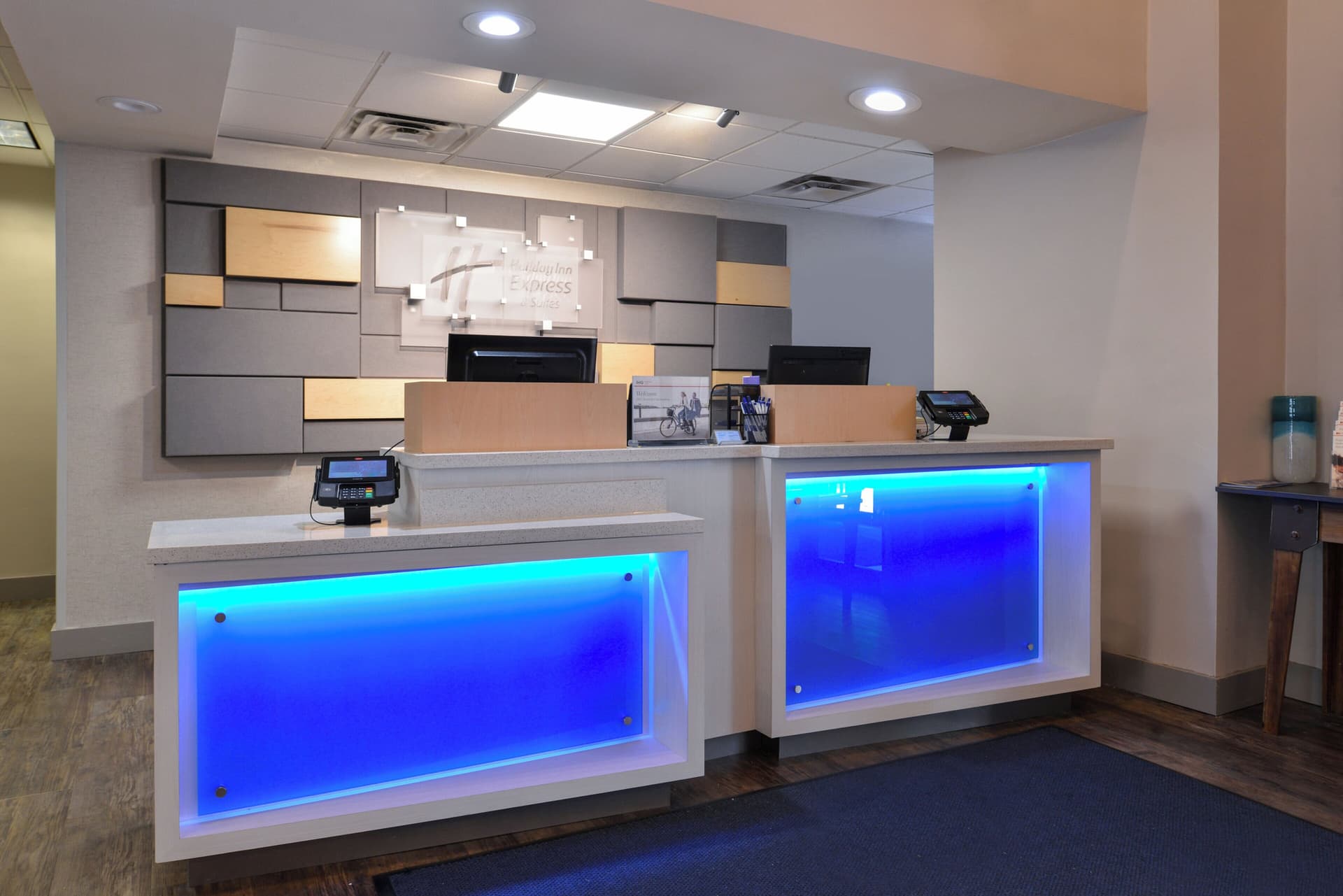 Holiday Inn Express & Suites Austin North Central by IHG