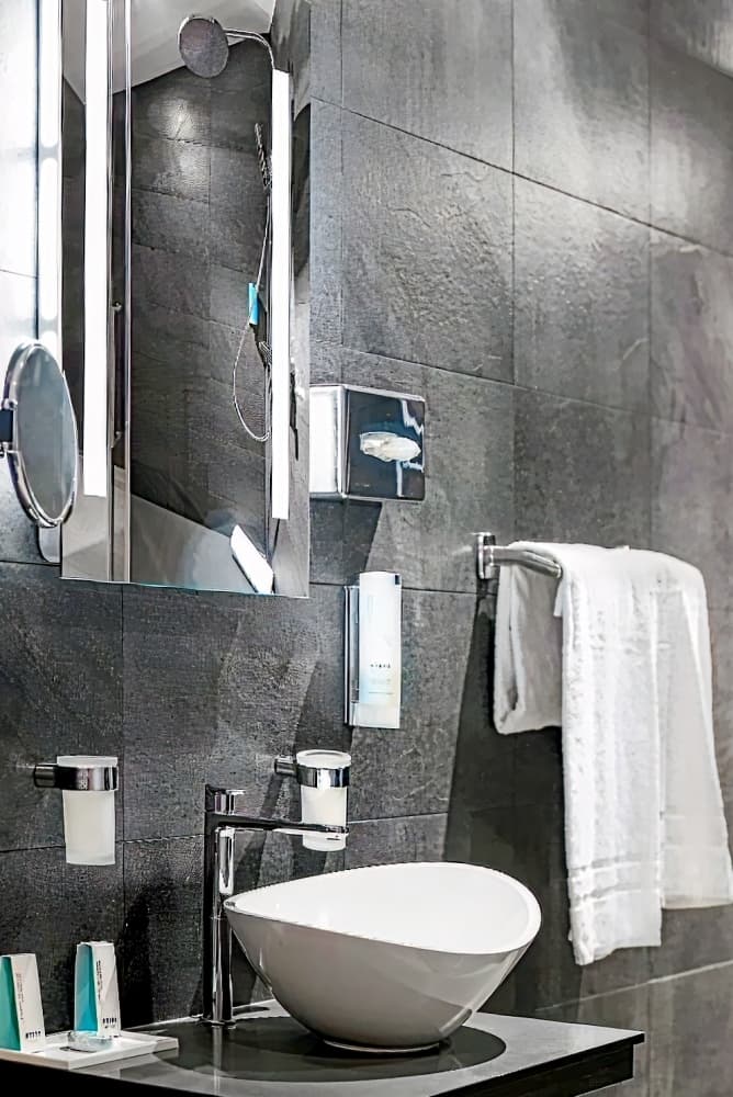 Best Western Plus Nice Cosy Hotel