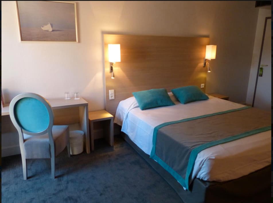 H Hôtel ex Les Printanières