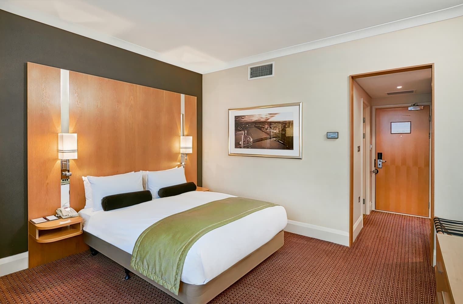 Crowne Plaza London Ealing by IHG