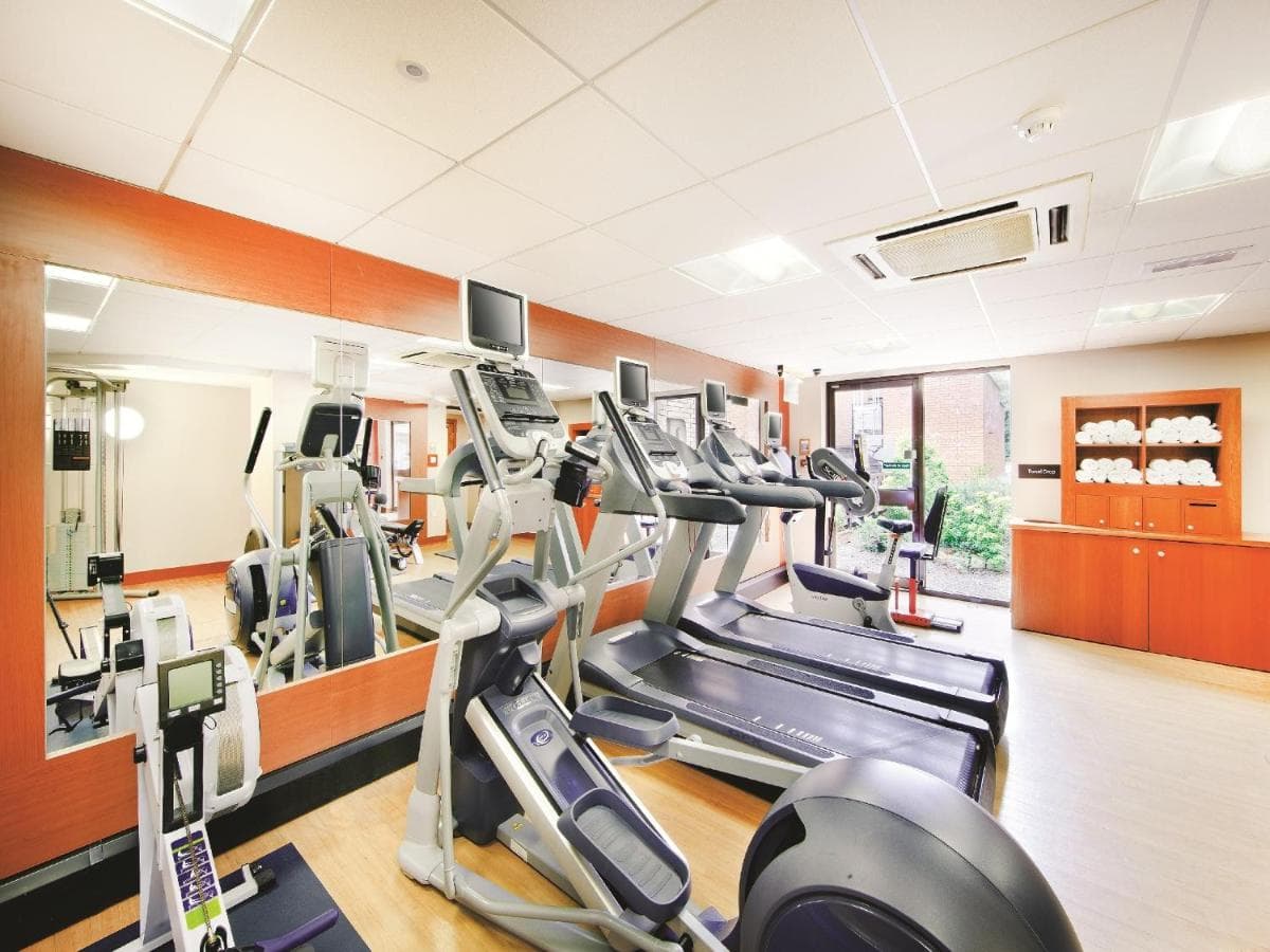 DoubleTree by Hilton Manchester Airport