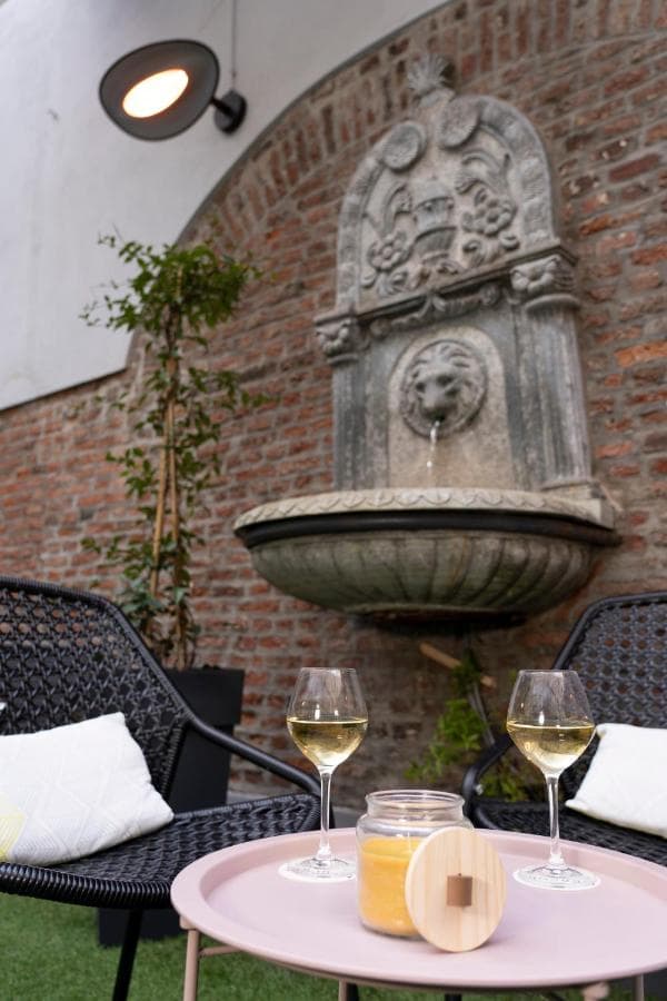 Maison Louise Lille Centre - Handwritten Collection