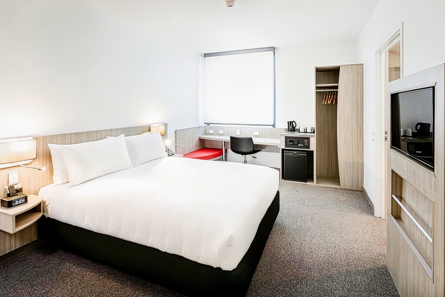 ibis Mackay