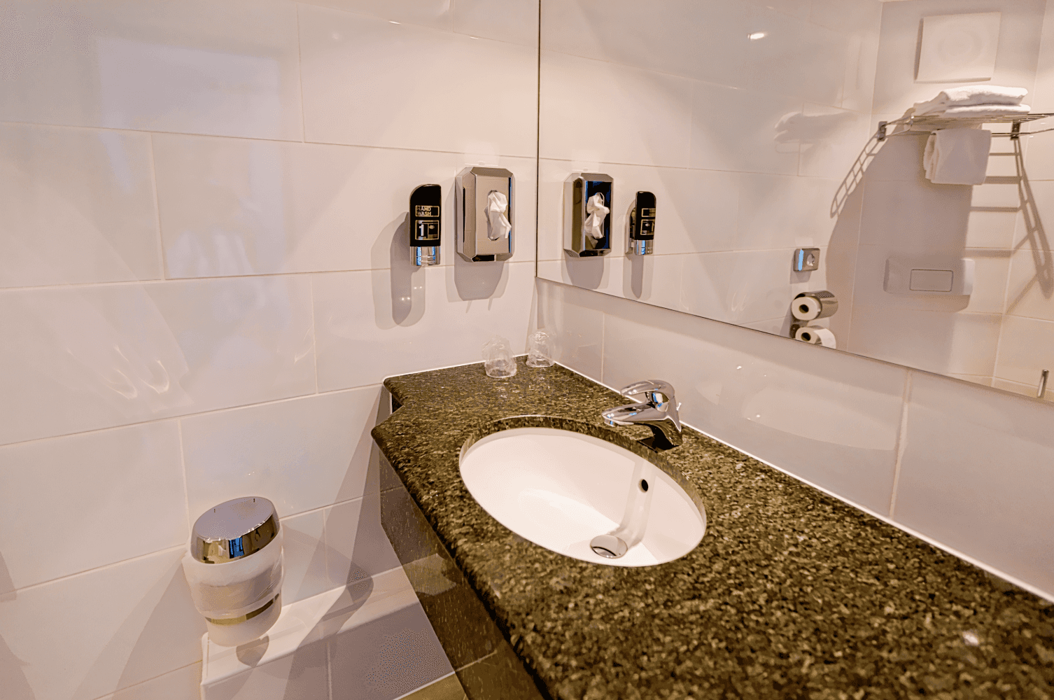 Life Hotel Vienna Airport